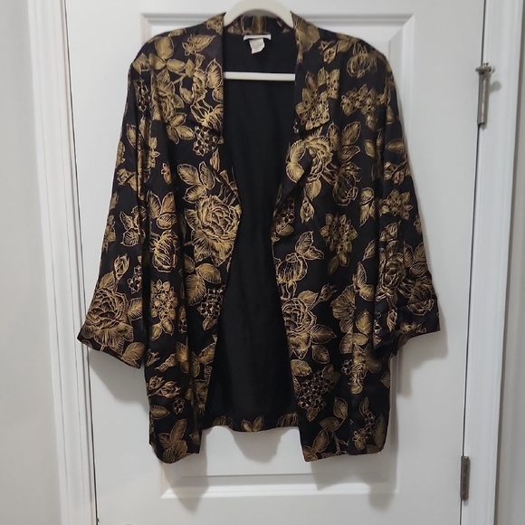 Elegant Black and Gold Floral Blazer - 3XL - Picture 1 of 4